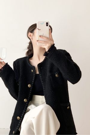 Black Tweed Loose-Fit Women's Coat, Elegant Slimming Design, Korean Style for Spring and Autumn Fashion