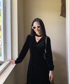 Black V-Neck Velvet Dress for Women - Waist-Cinching, Slimming, French Style, High-End Long Dress, Elegant Evening Wear