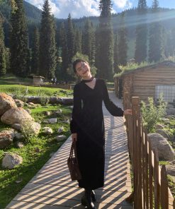 Black V-Neck Velvet Dress for Women - Waist-Cinching, Slimming, French Style, High-End Long Dress, Elegant Evening Wear