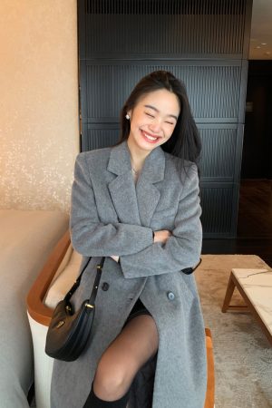 Black Woolen Coat for Women - Loose Fit, High-End Quality, Quilted Long Winter Outerwear, Korean Style Fashion