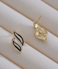 Black Zirconia Unique Design Earrings - High-End Light Luxury, Versatile Fashion Statement for Elegant Looks