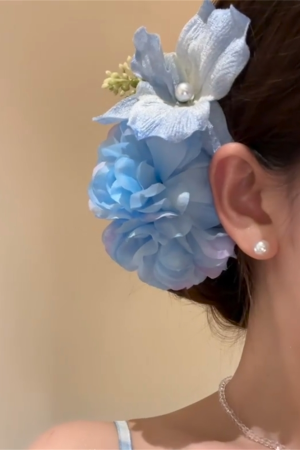 Blue Floral Hair Clip for Women - Early Spring Temperament Hair Accessory, Sweet Vacation Style Hairpin, Trendy Floral Design