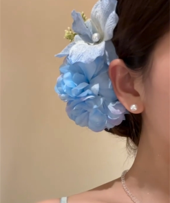 Blue Floral Hair Clip for Women - Early Spring Temperament Hair Accessory, Sweet Vacation Style Hairpin, Trendy Floral Design
