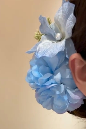 Blue Floral Hair Clip for Women - Early Spring Temperament Hair Accessory, Sweet Vacation Style Hairpin, Trendy Floral Design