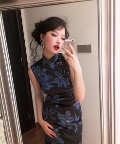 Blue Printed Stretchy Thin Velvet Pleated Sleeveless High-Neck Qipao Dress - Fashionable Chinese Style for Modern Elegance