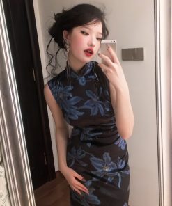 Blue Printed Stretchy Thin Velvet Pleated Sleeveless High-Neck Qipao Dress - Fashionable Chinese Style for Modern Elegance
