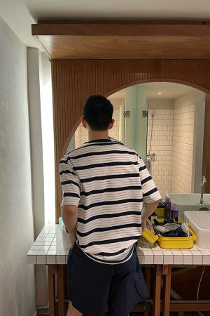 Blue Striped Short Sleeve T-Shirt for Men - Summer Casual Loose Fit Top in American Style, Versatile Wardrobe Essential