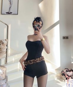 Body-Shaping Strapless Top with Fishbone Waist Design - Slim and Versatile Fashion Essential