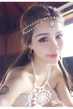 Bohemian Beach Headpiece - Gemstone Pendant Forehead Chain for Women, Indian Goddess Hair Accessories, Perfect for Vacation Styling