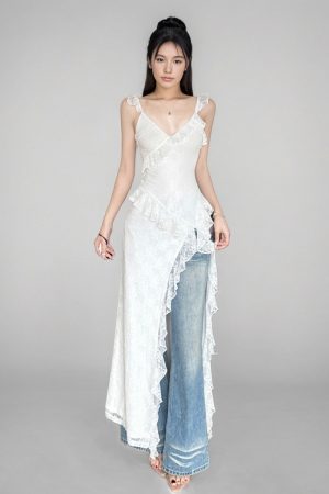 Bohemian French White Lace Split Strap Layered Dress for Summer Fashion, 90s-Inspired Style