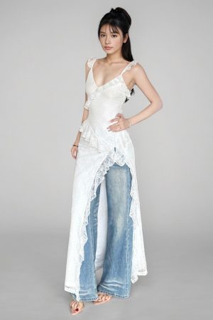 Bohemian French White Lace Split Strap Layered Dress for Summer Fashion, 90s-Inspired Style