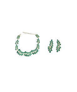 Bohemian Leaf Necklace for Women - Gold-Plated Clavicle Chain, 2025 Light Luxury Design, Trendy Temperament Jewelry