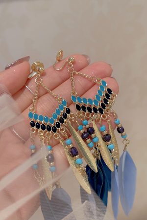 Bohemian Retro Feather Tassel Earrings for Women | Yunnan Ethnic Style Blue Long Clip-On Accessories for Travel Photography