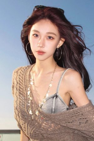 Bohemian Summer Starfish Shell Pearl Necklace - Long Pendant Seaside Accessory for Women, Vacation Style Jewelry
