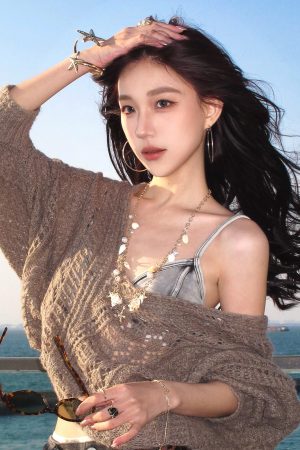 Bohemian Summer Starfish Shell Pearl Necklace - Long Pendant Seaside Accessory for Women, Vacation Style Jewelry