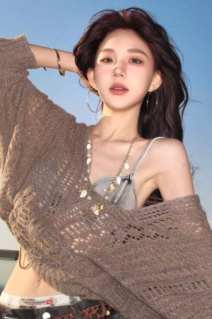 Bohemian Summer Starfish Shell Pearl Necklace - Long Pendant Seaside Accessory for Women, Vacation Style Jewelry