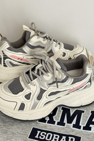 Breathable Mesh Dad Shoes for Women - 2025 New Thick-Soled Height-Increasing Casual Sports Running Sneakers