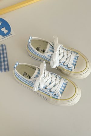 Breathable White Canvas Shoes for Women - Versatile Thick-Soled Casual Sneakers, Summer 2025 Instagram Style