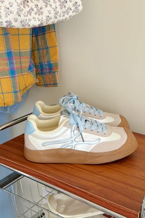 Breathable Women's Training Shoes - 2025 Summer Thick-Soled Versatile Soft-Soled White Sneakers for Sports and Skating