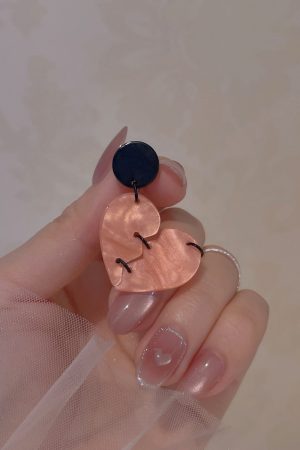 Broken Heart Earrings for Women - Exaggerated Dark Sweet Style, Contrasting Colors, Fun Ear Clips, Unique Fashion Accessories