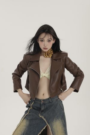 Brown Minimalist Three-Quarter Sleeve Leather Jacket for Women - Vintage American Short Zipper Biker Outerwear for Spring