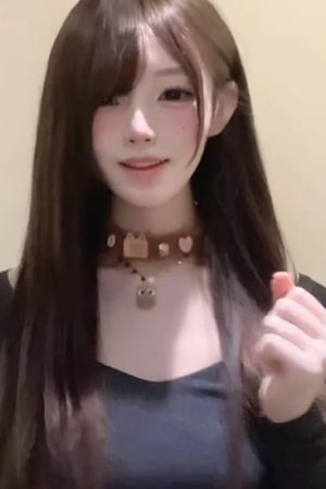 Brown Plush Cat Necklace Choker - Trendy Clavicle Chain for Girls, Cute Sweet Accessory, Perfect for Sweater Looks