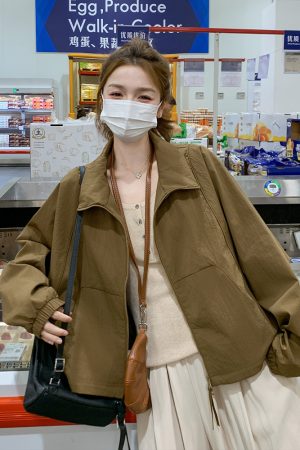 Brown Stand-Up Collar Windbreaker Jacket for Women, 2025 Spring Korean Style, Loose Casual Fit for Petite Sizes