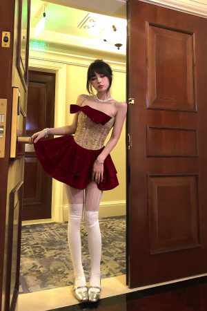 Burgundy Off-the-Shoulder Dress for Women - Autumn Winter, Waist-Cinching, Sexy Puff Skirt, Short Party Dress, Trendy Evening Wear