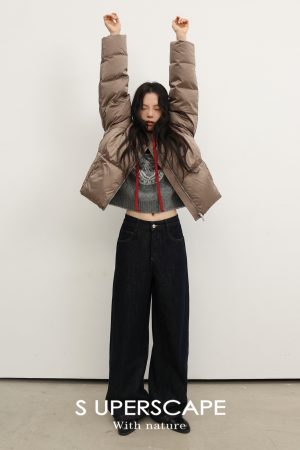 Butterfly Knot Jacquard Loose Sweatshirt - Round Neck Pullover Knitwear in Casual Style