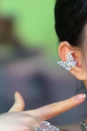Butterfly Zircon Ear Cuffs for Women, French-Style Elegant Ear Clips, No Piercing Minimalist Accessories