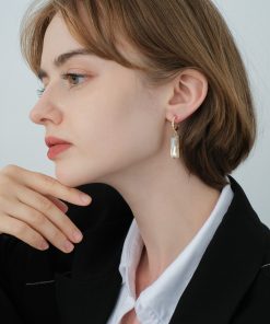 C-Shaped Floating Zircon Ear Hoops - Sparkling High-End French Style Gemstone Earrings in 925 Silver
