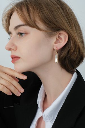 C-Shaped Floating Zircon Ear Hoops - Sparkling High-End French Style Gemstone Earrings in 925 Silver