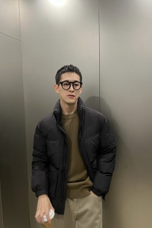 Camel Color Knitted Base Layer Sweater for Men - Simple Casual Slim Fit Round Neck, Korean Style, Autumn/Winter Fashion