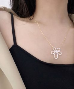 Camellia Flower Necklace for Women, Diamond-Encrusted Pendant, Long Clavicle Chain, Super Fairy Design, Versatile Floral Jewelry