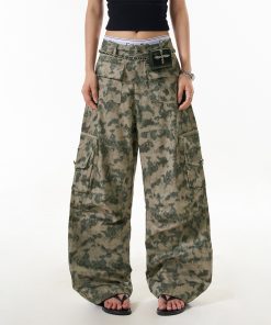 Camouflage Cargo Pants for Women - American-Style Curved Knife Design, Multi-Pocket, Loose Straight-Leg, Wasteland Casual Wear