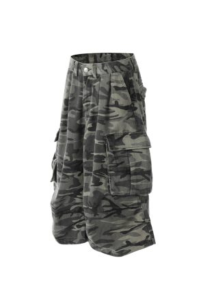 Camouflage Loose Cargo Shorts for Men - Outdoor Mountain Series, Summer Three-Quarter Pants with Multiple Pockets, Casual Hiking Wear