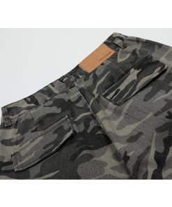 Camouflage Loose Cargo Shorts for Men - Outdoor Mountain Series, Summer Three-Quarter Pants with Multiple Pockets, Casual Hiking Wear