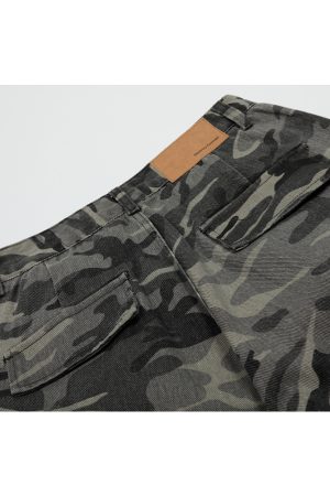 Camouflage Loose Cargo Shorts for Men - Outdoor Mountain Series, Summer Three-Quarter Pants with Multiple Pockets, Casual Hiking Wear
