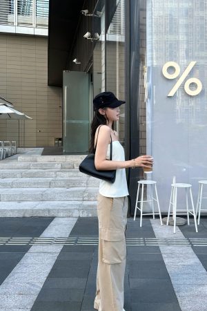 Cargo Fit Loose Multi-Pocket Khaki Straight-Leg Work Pants for a Relaxed Y2K Style