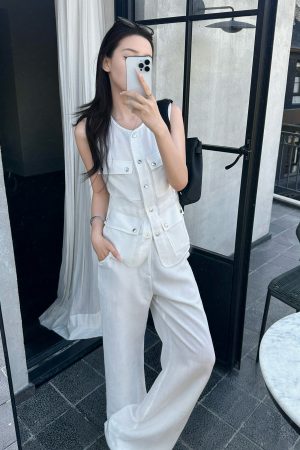 Casual Old Money Sleeveless Tencel Linen Shirt Vest for Effortless 90s Style