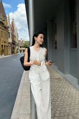 Casual Old Money Sleeveless Tencel Linen Shirt Vest for Effortless 90s Style