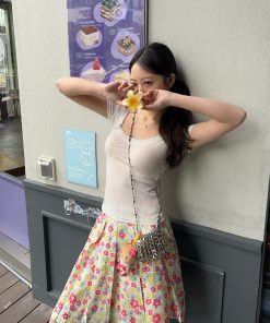 Casual Oversized U-Neck Sheer White Floral Short Sleeve T-Shirt - Trendy Solid Color Top for Effortless Style