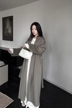 Casual Relaxed Wool Sweater for Women - Versatile Long Sleeve Top in Lazy Row Style, High-Quality Knit Fashion