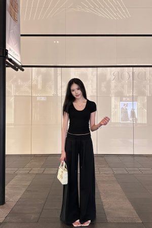 Casual Ribbed Drawstring Sweatpants with Wide Waist - Loose Fit Leisurewear for Everyday Comfort