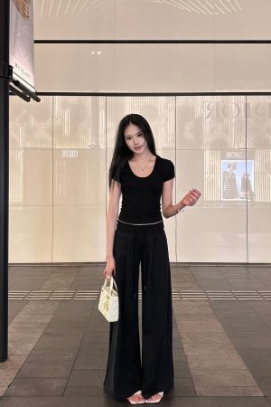 Casual Ribbed Drawstring Sweatpants with Wide Waist - Loose Fit Leisurewear for Everyday Comfort