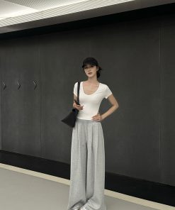 Casual Ribbed Drawstring Sweatpants with Wide Waist - Loose Fit Leisurewear for Everyday Comfort