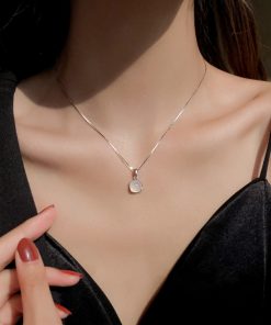 Chalcedony Pendant Necklace for Women - High-End Clavicle Chain Accessory - Light Luxury Design for Summer 2025