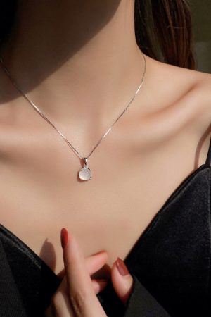 Chalcedony Pendant Necklace for Women - High-End Clavicle Chain Accessory - Light Luxury Design for Summer 2025