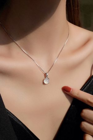 Chalcedony Pendant Necklace for Women - High-End Clavicle Chain Accessory - Light Luxury Design for Summer 2025