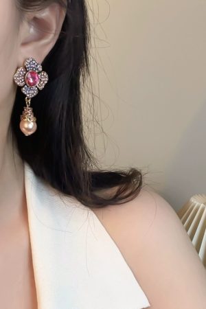 Champagne Pearl Flower Earrings - Vintage Palace Style with Crystal Inlay - 2025 Niche Design for Elegant Fashion